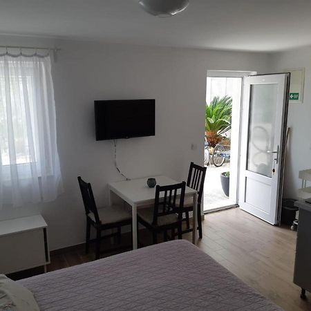 Apartments Kule Брела Екстер'єр фото
